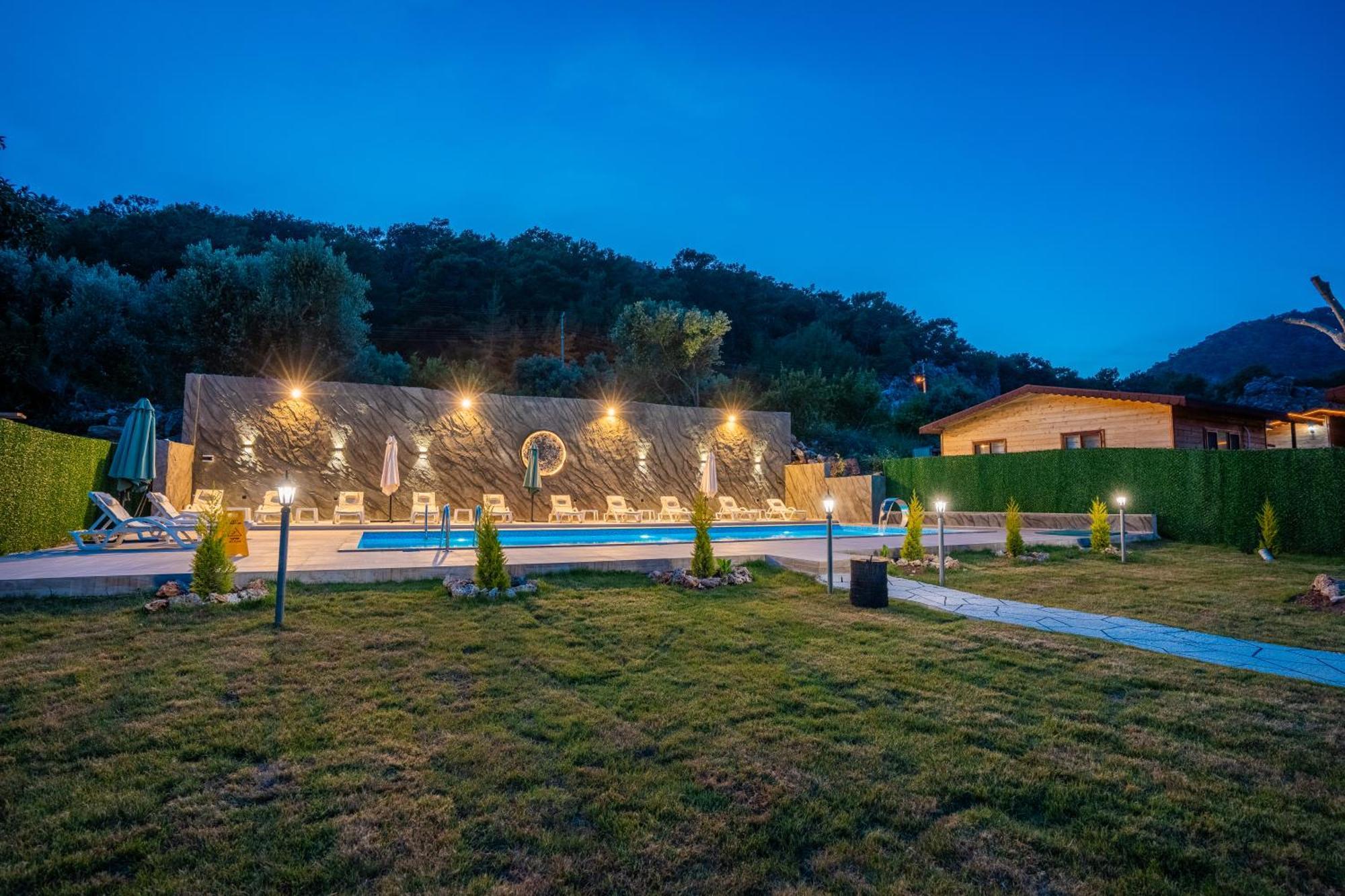 Karaoez Sapphire Bungalows Kumluca Kültér fotó