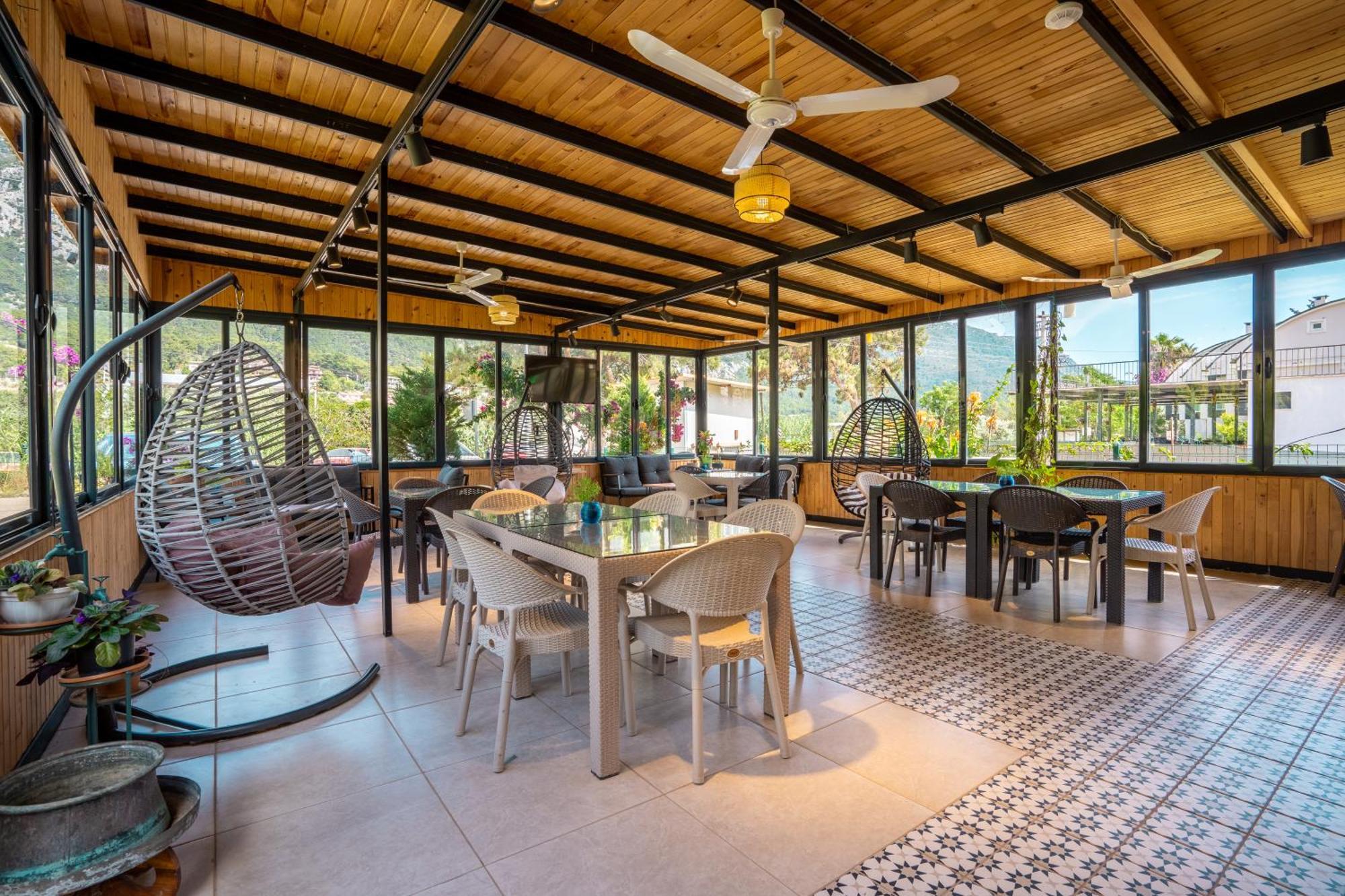 Karaoez Sapphire Bungalows Kumluca Kültér fotó