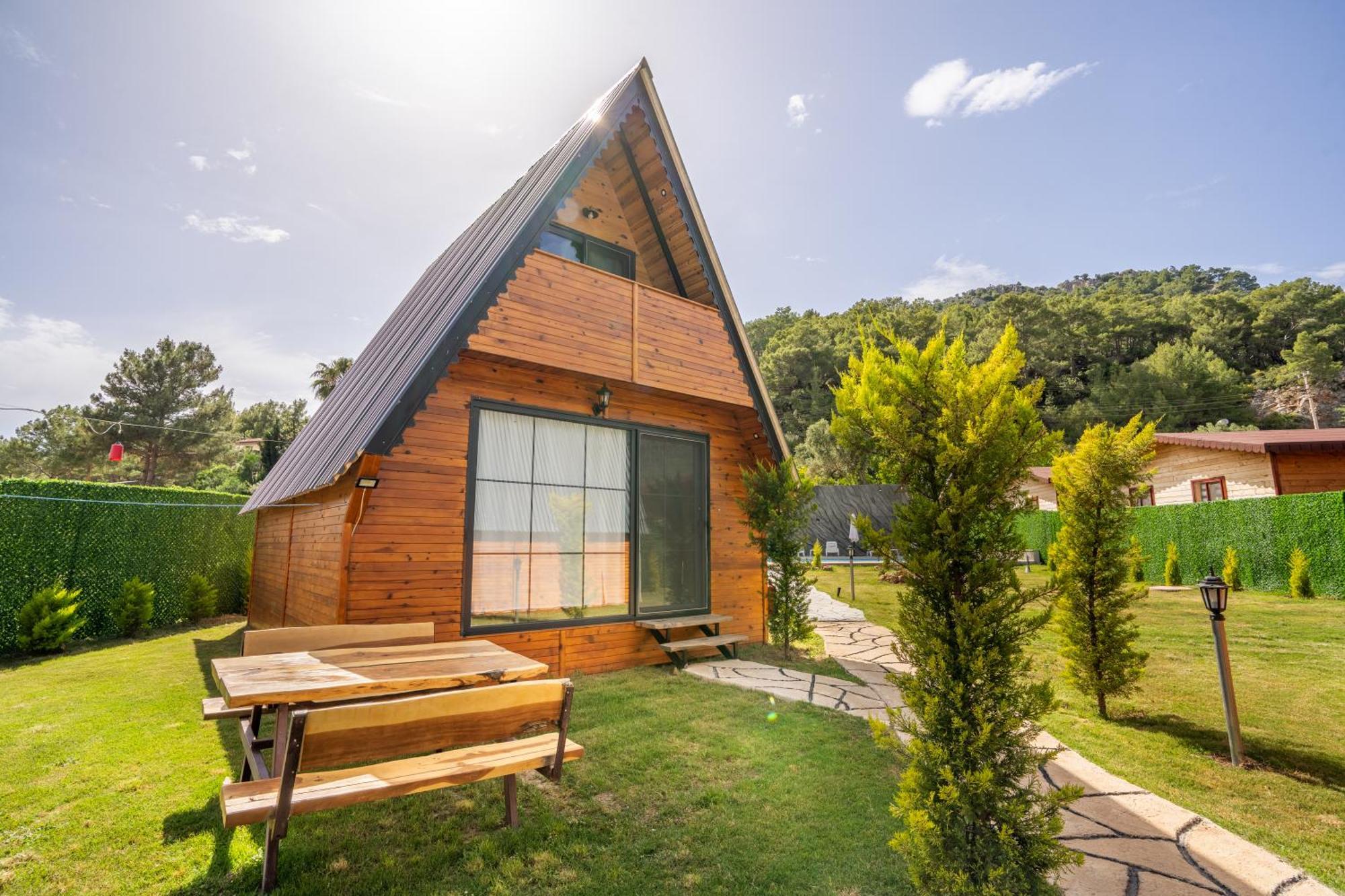 Karaoez Sapphire Bungalows Kumluca Kültér fotó