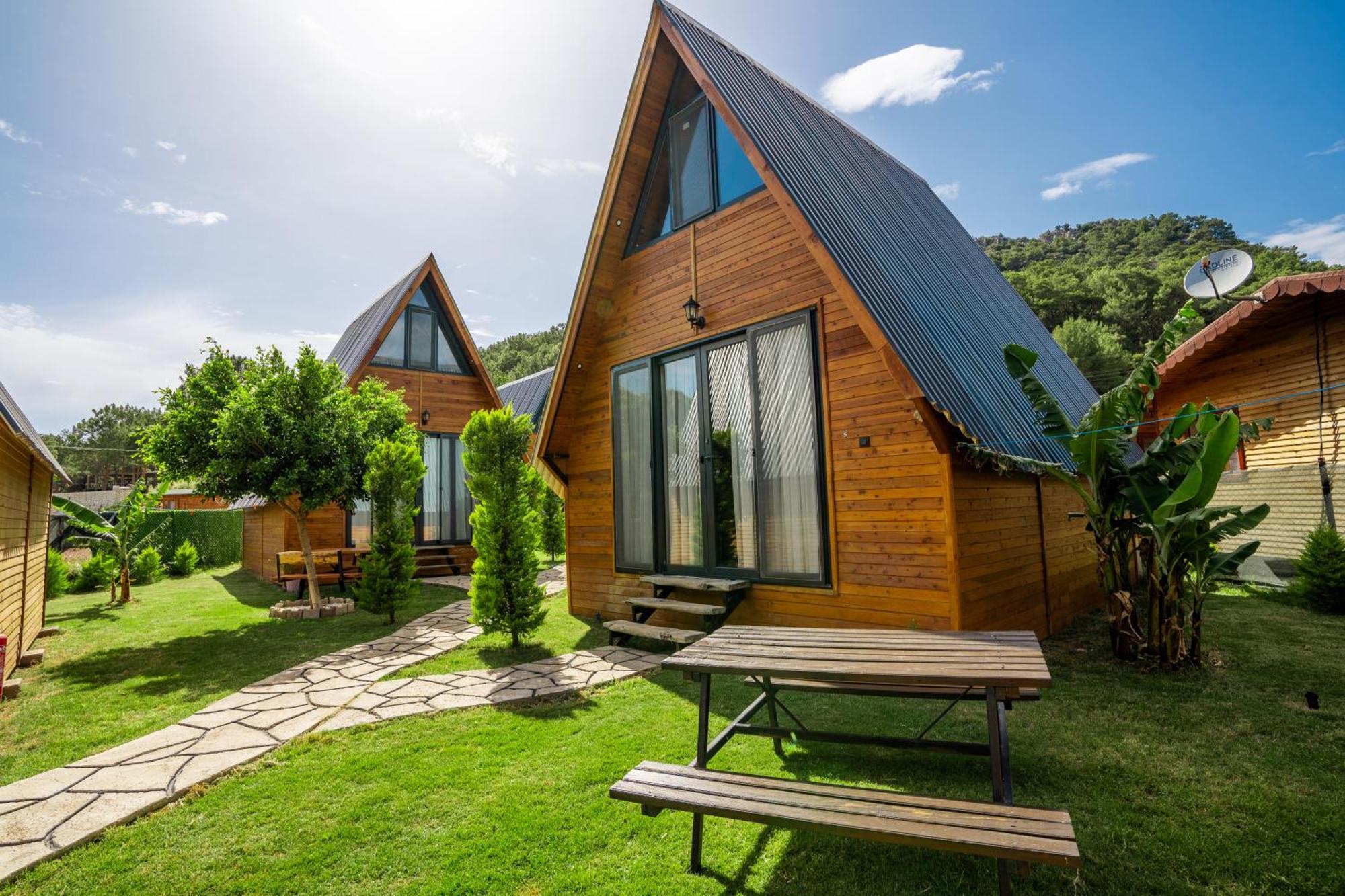 Karaoez Sapphire Bungalows Kumluca Kültér fotó