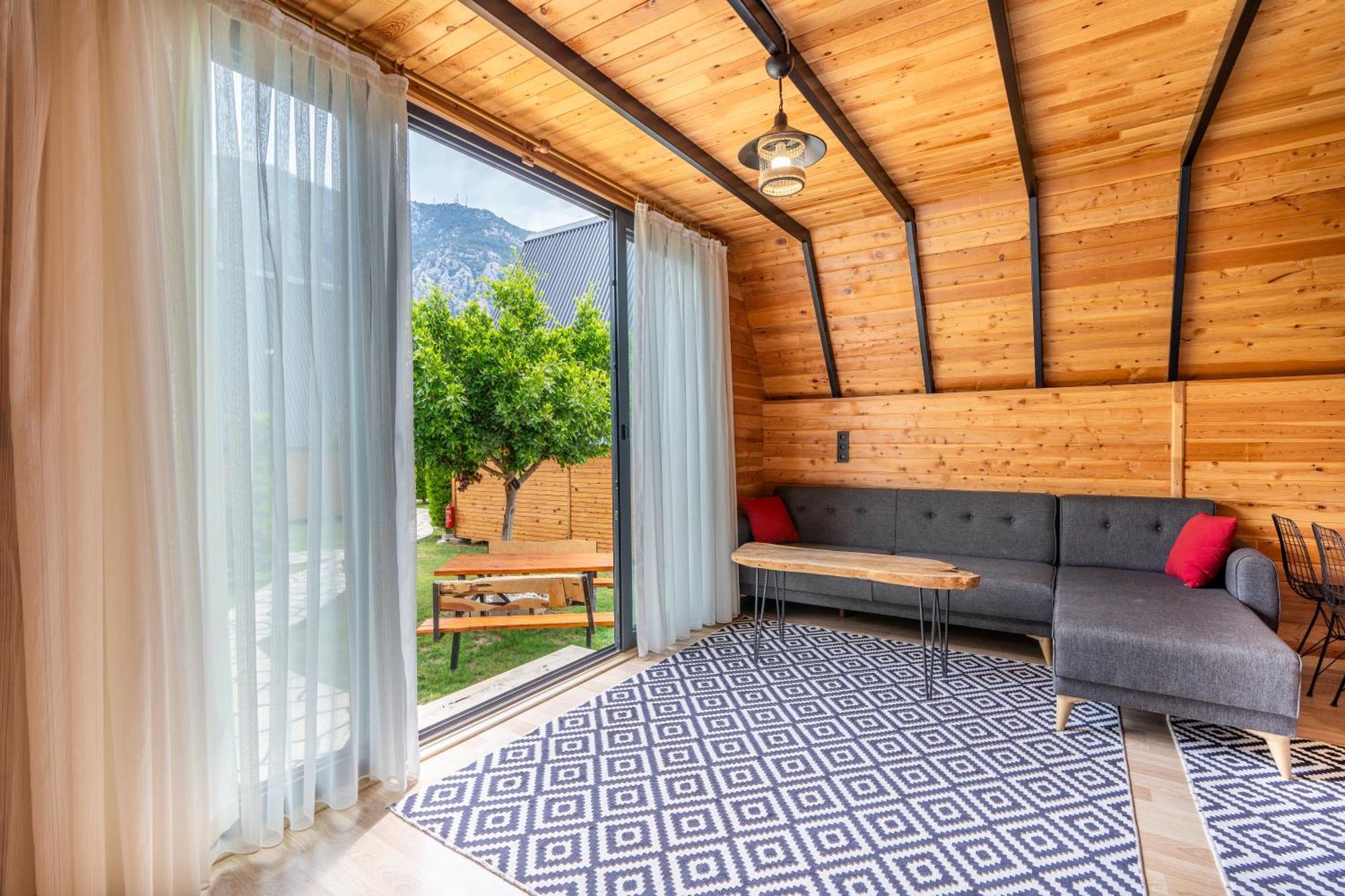 Karaoez Sapphire Bungalows Kumluca Kültér fotó